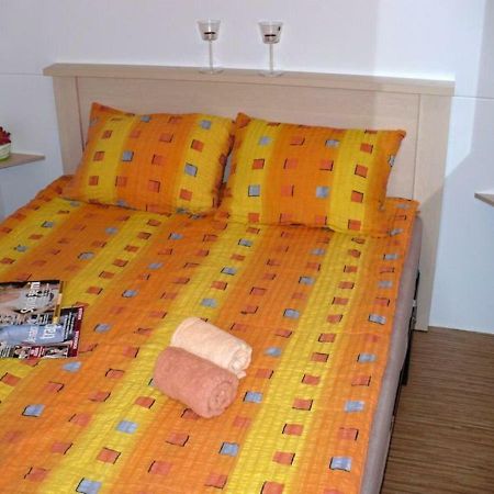 Victoria Mobilehome Camping Village Poljana Mali Lošinj Exterior foto